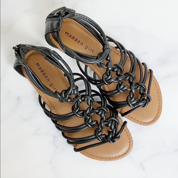 Madden Girl Shoes - Madden Girl Morghan Black Gladiator Sandal 🌿